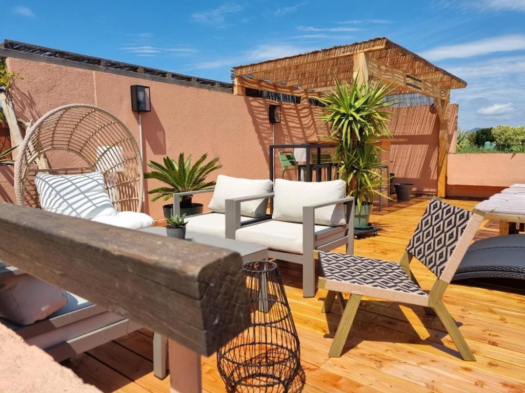 Superbe Appartement Avec Rooftop Prive Saint-Tropez Exterior photo